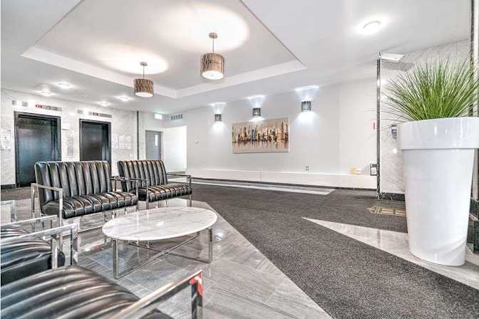 Maxenss Laouiti Delos's room