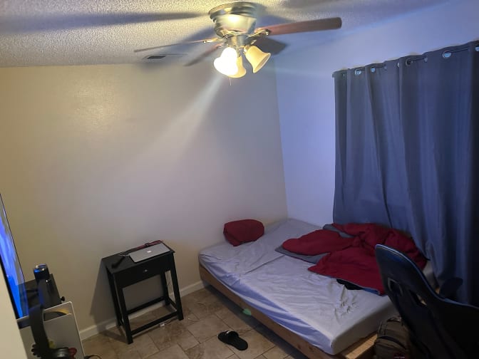 Photo of Christopher Anderson's room