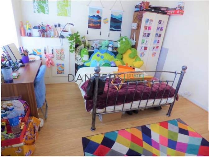 Photo of Nakkita's room