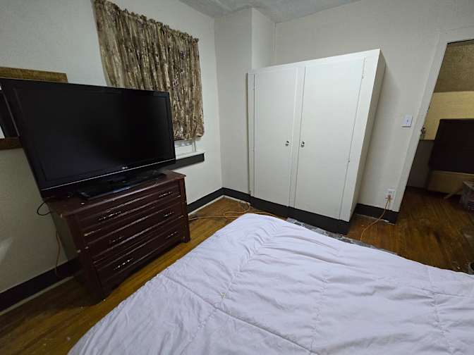 Photo of KIMBERLEY STEAD's room