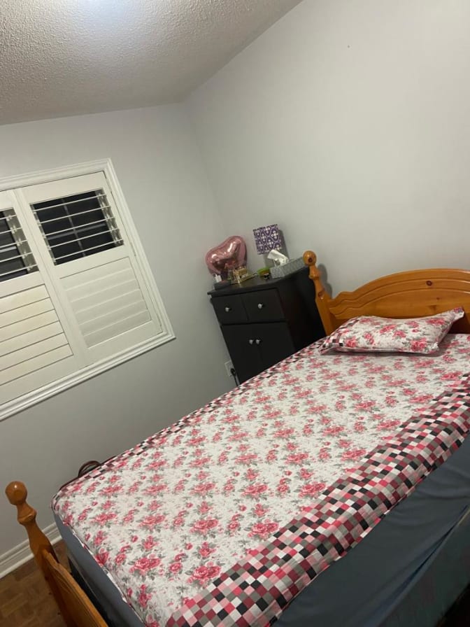 Photo of Suzanne's room