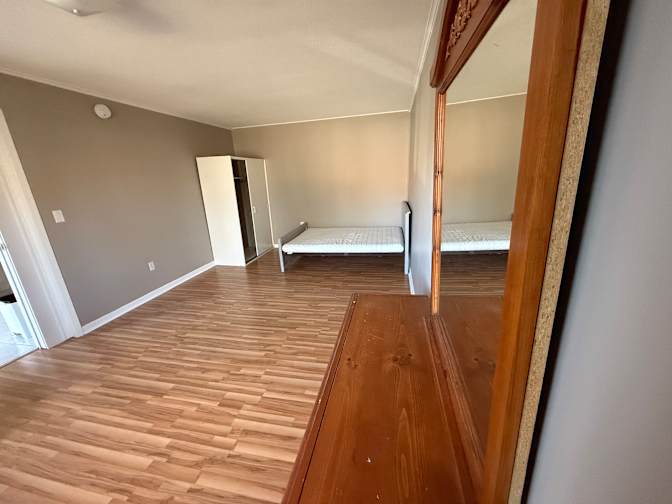 Lisa Vandersar's room