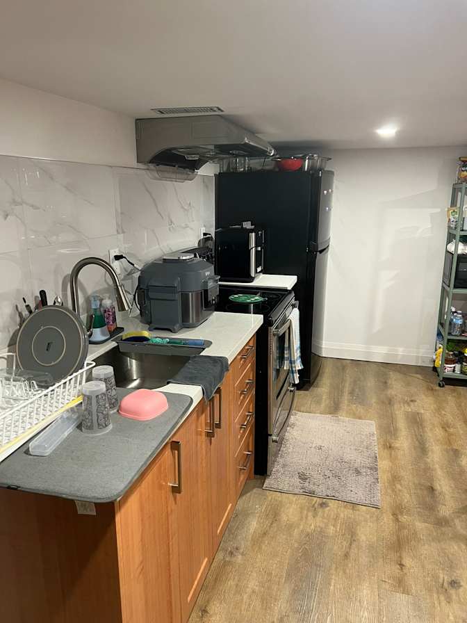 Miguel Sandoval's room