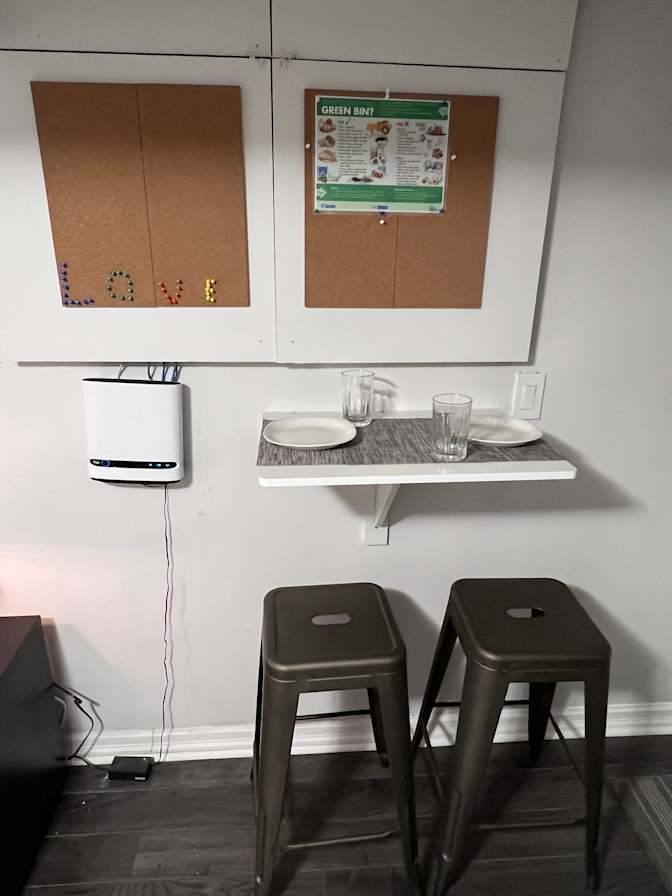 Nick Sarkovski's room