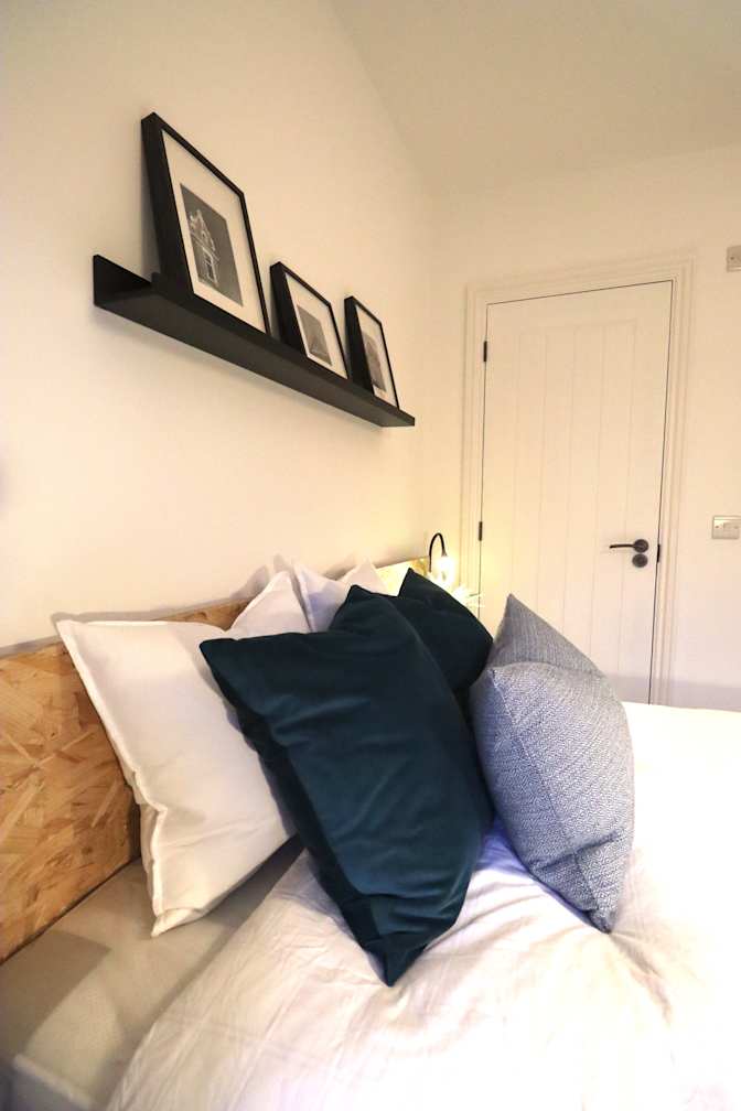Photo of Lee's room