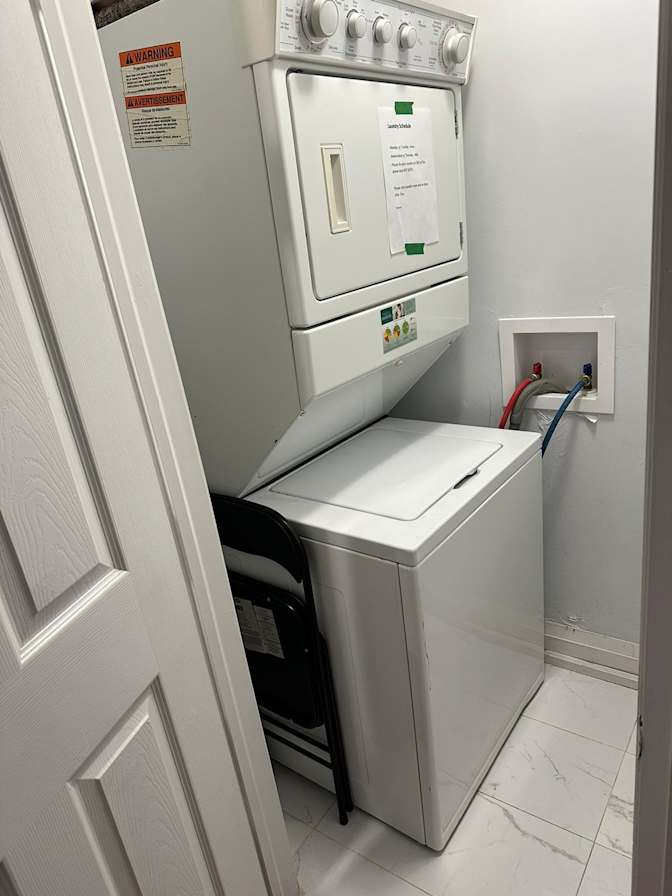 Alda Nguefack's room