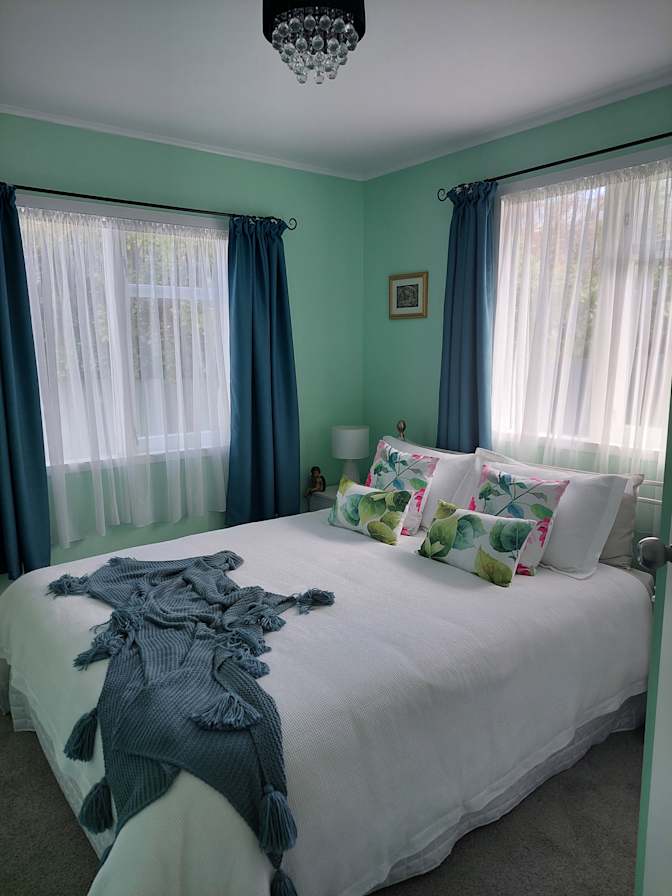 Photo of Suzanne's room