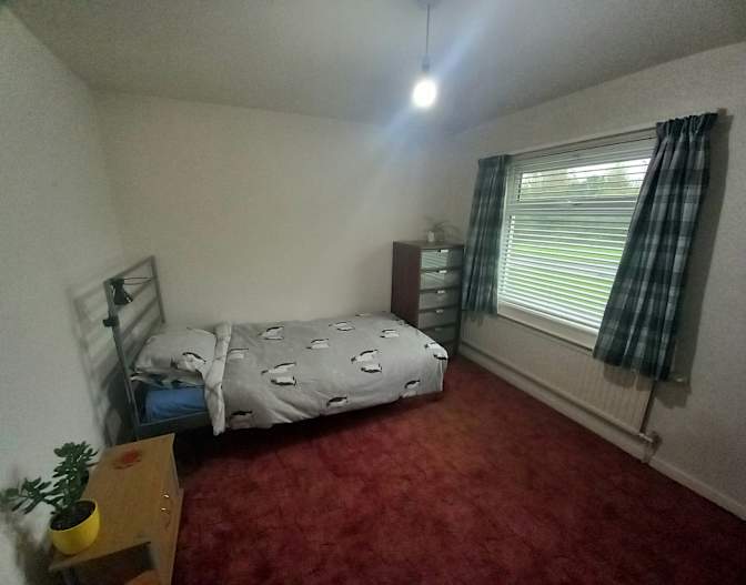 Photo of Caroline's room