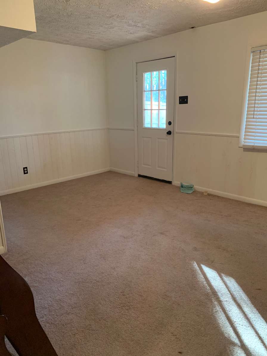 Private room to rent in share house Gaithersburg, Maryland 20882 Hello, family and