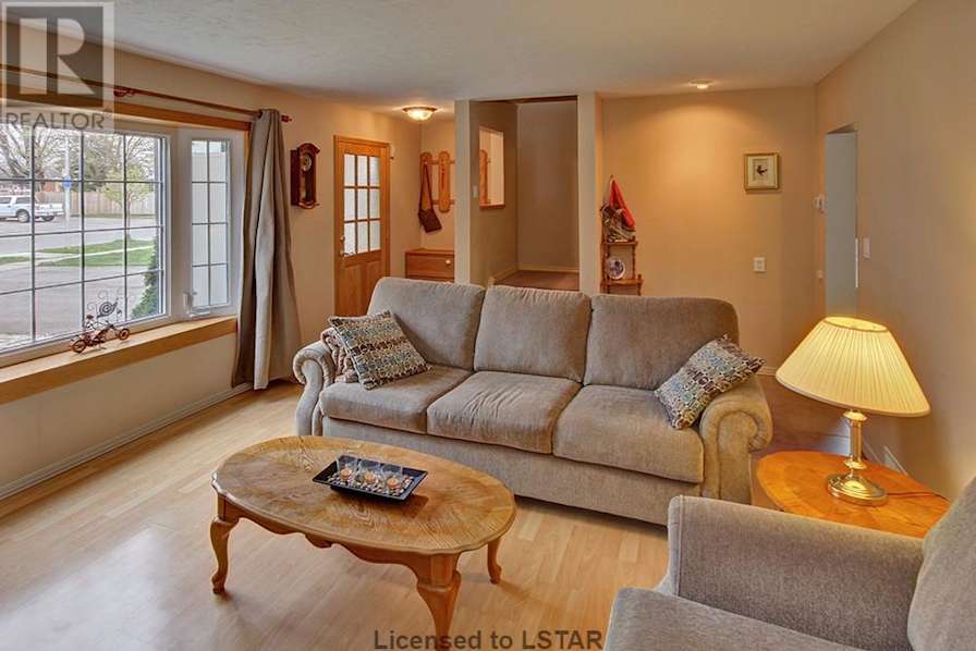 Private room to rent in share house Sorrel Road, London, Ontario N5V