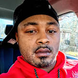 Looking for a roommate Ian 32 years Male Cranst Roomies com