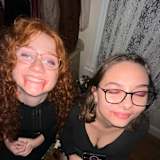 Photo of Sara and Olivia