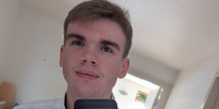 Photo of Lewis Mackinnon