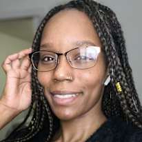 Photo of Khadijah Robinson