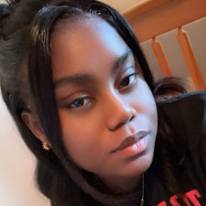 Photo of Sarah Vieira