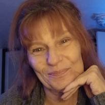 Photo of Tracey Thibault