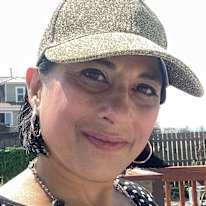 Photo of Rashi Helischauer