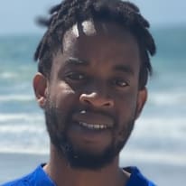 Photo of Lee