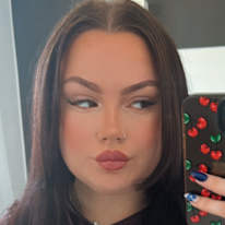 Photo of Terri  Davies