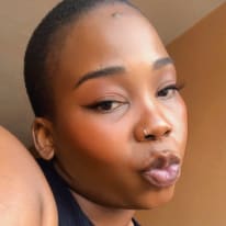Photo of Hlengiwe