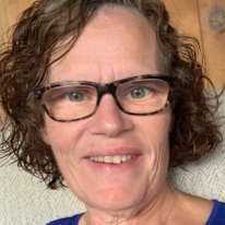 Photo of Rhonda Hay