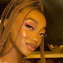 Photo of Kgomotso