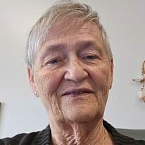 Photo of Sandra VAGELATOS