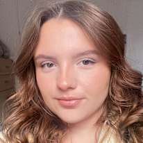 Photo of Issy Ross