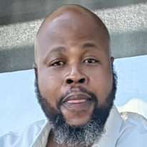 Photo of Loyiso