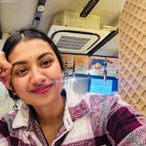 Photo of Sonali Bisht