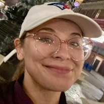 Photo of Samantha Mitchell