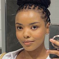 Photo of Zintle Molefe
