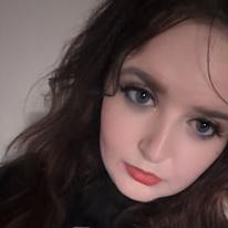 Photo of Lauren Reid