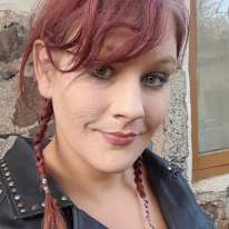 Photo of Rebecca Louise Saunders