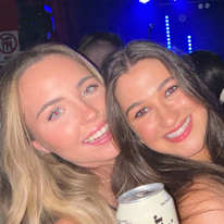 Photo of Tess Burnett