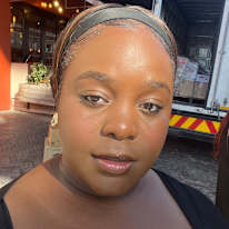 Photo of Eliana Nkembo
