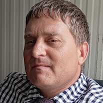 Photo of Theo Barnard