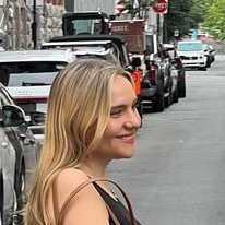 Photo of Ale Monteon