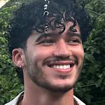 Photo of Yanis