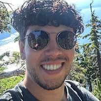 Photo of Younes