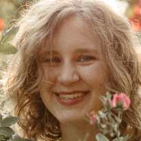 Photo of Chloe Dyck