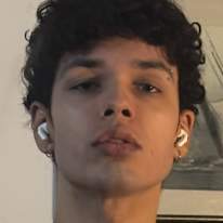 Photo of Mauricio Alencar