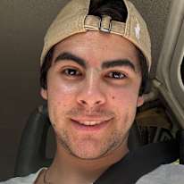 Photo of Victor Manuel