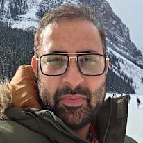 Photo of Davinder