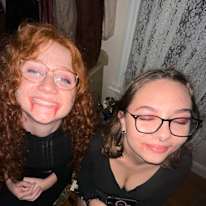 Photo of Sara and Olivia