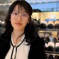 Photo of Nguyen Tu Uyen