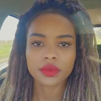 Photo of Justine Champagne