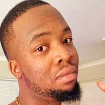 Photo of Francis Mudimu