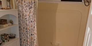 Photo of Avedis's room