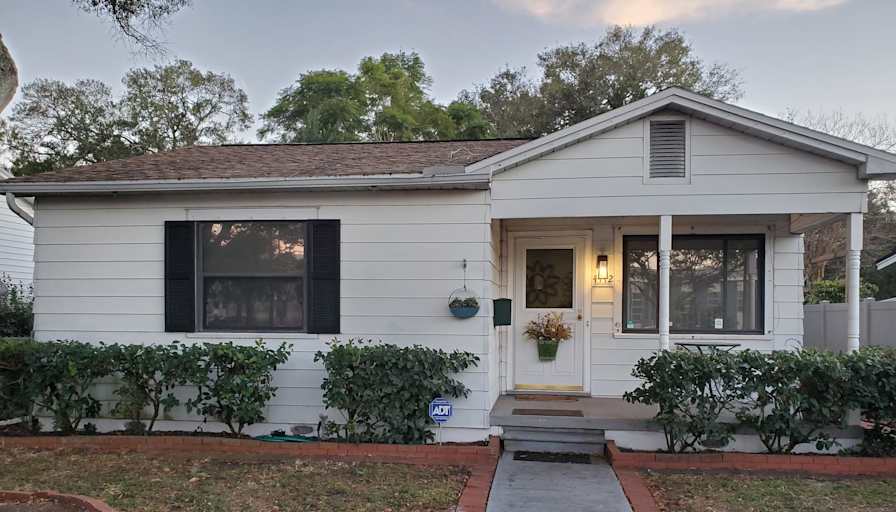 Private room to rent in share house 5th Avenue North, Saint